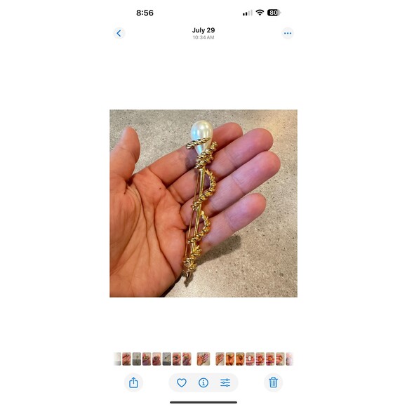 1970s Vintage Givenchy Large Gold Glass Pearl Stick Pin - Picture 2 of 6